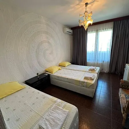 стил * Kiten (Burgas)